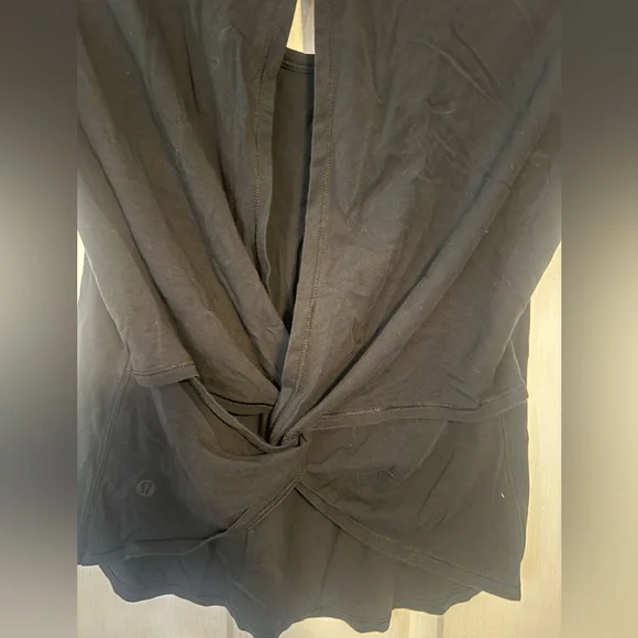 LULULEMON Black “Find Your Twist” Back Twist Short Sleeve Shirt - Picture 7 of 11